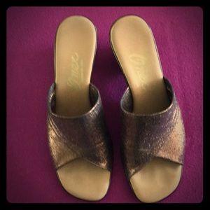 Onex sparkle copper slides